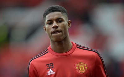 四喜娱乐精华-乌克兰队更衣室赛后播放胜利歌曲